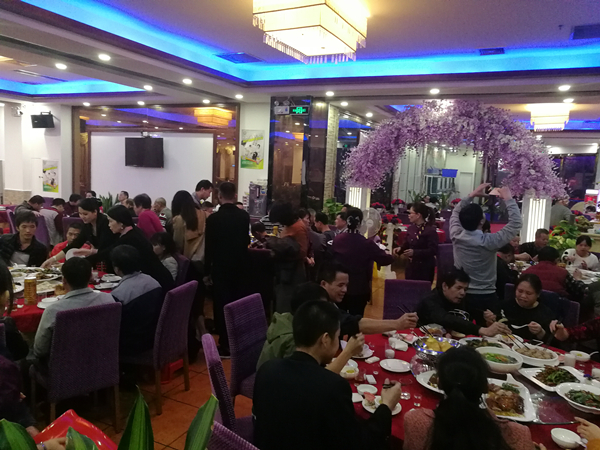 翔宇粉末冶金建廠18周年聚餐 翔宇粉末冶金建廠18周年聚餐